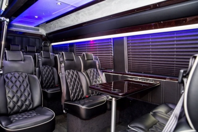 Mercedes-Sprinter-Limo-Van